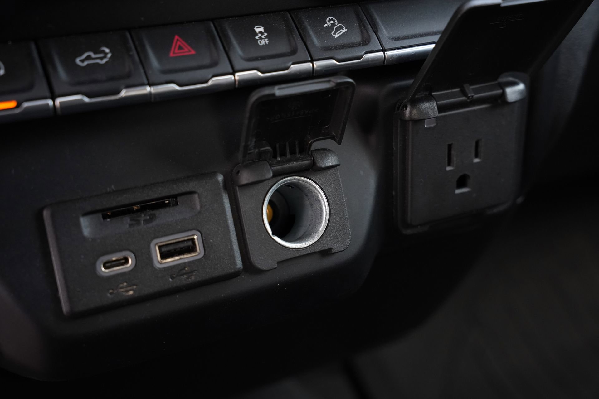 Used 2021 GMC Sierra 1500 SLE image 16