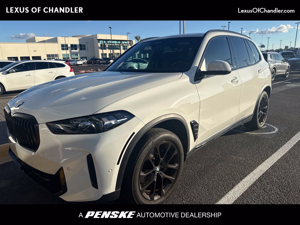 Used 2024 BMW X5 sDrive40i w/ Parking Assistance Package RWD image 1
