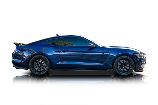 Used 2020 Ford Mustang Shelby GT350 w/ Technology Package image 2