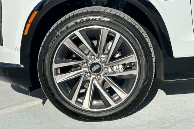 New 2026 Cadillac Vistiq Sport w/ LPO, Floor Liner Package image 24