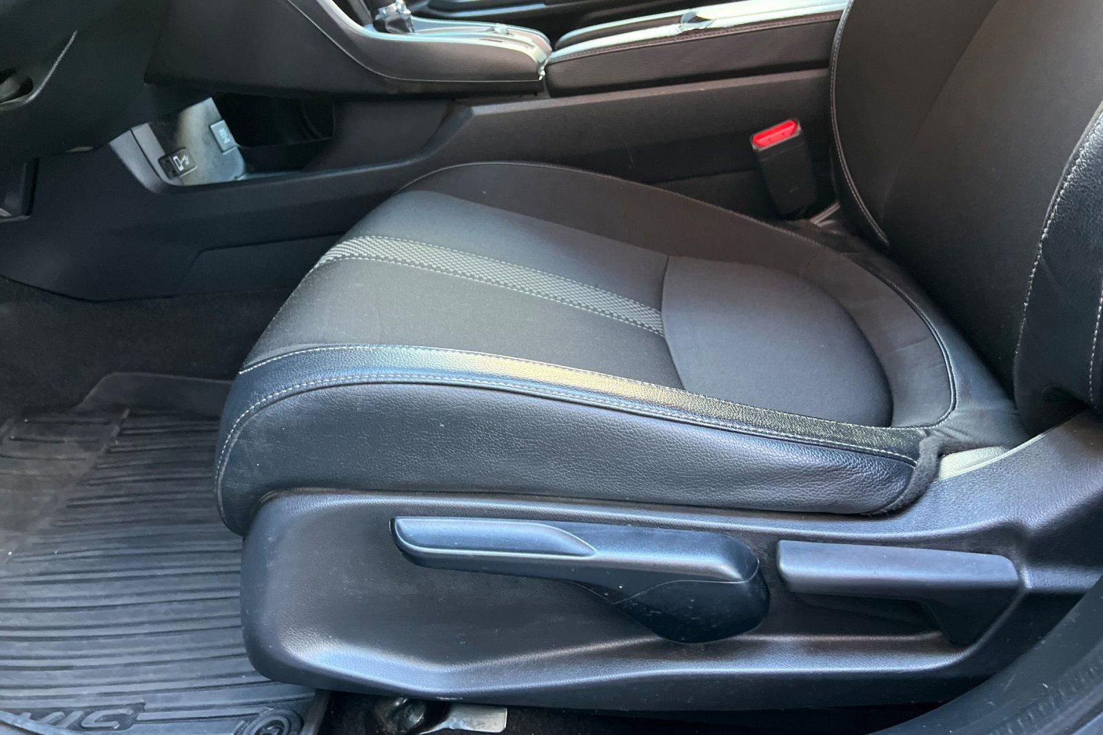 Used 2021 Honda Civic Sport image 15