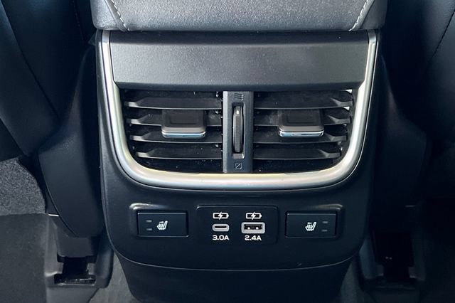 Used 2023 Subaru Outback Touring AWD/4WD image 14