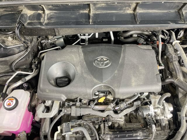 Used 2023 Toyota Highlander Bronze Edition FWD image 32