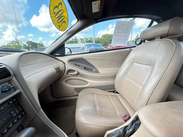 Used 2003 Ford Mustang Convertible RWD image 36