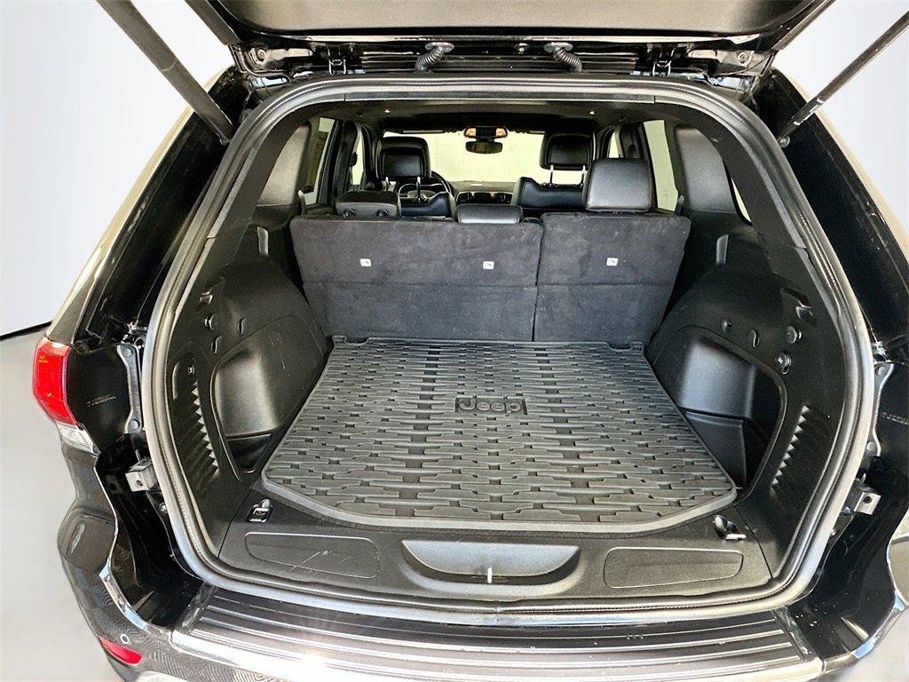 Used 2021 Jeep Grand Cherokee Limited image 27