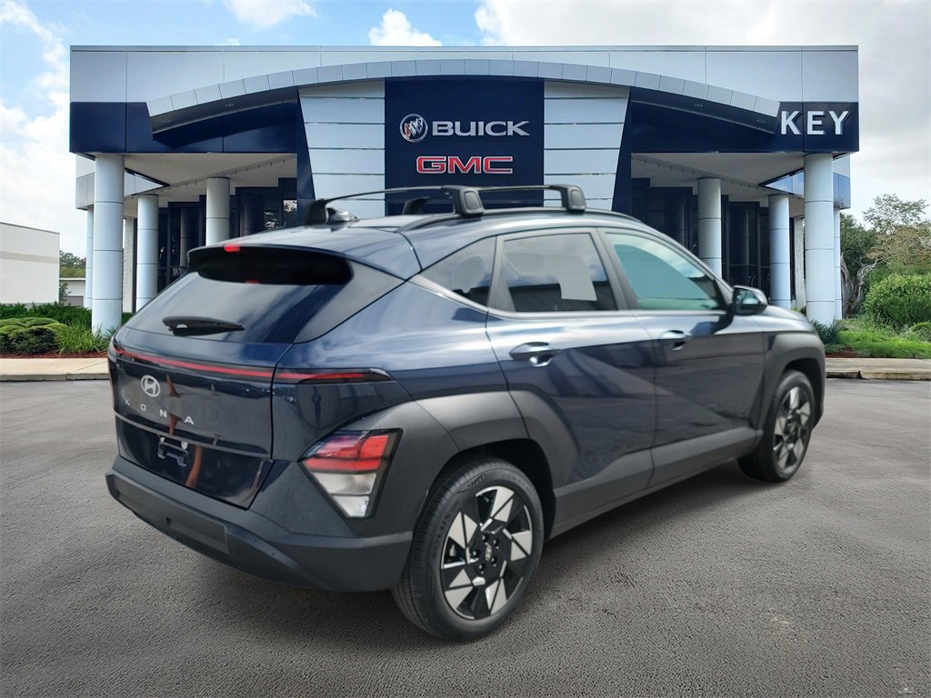 Certified 2025 Hyundai Kona SEL image 4