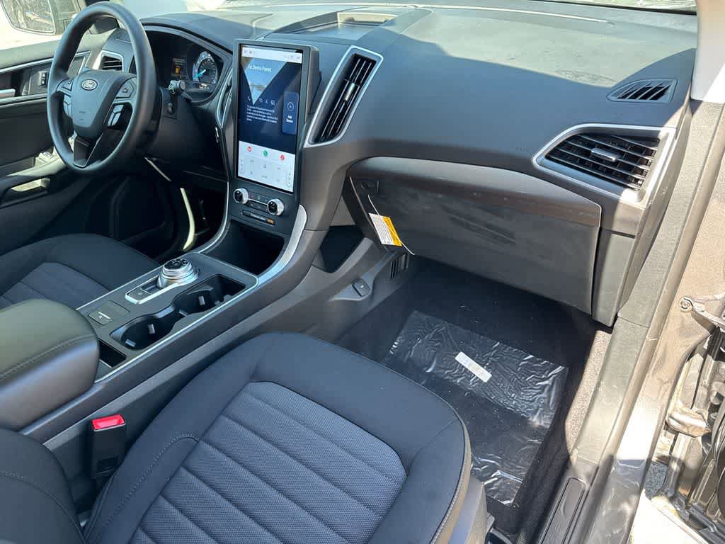 New 2024 Ford Edge SE AWD/4WD image 13