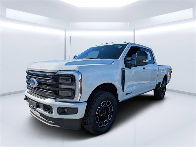 Used 2025 Ford F350 Platinum w/ FX4 Off-Road Package image 7