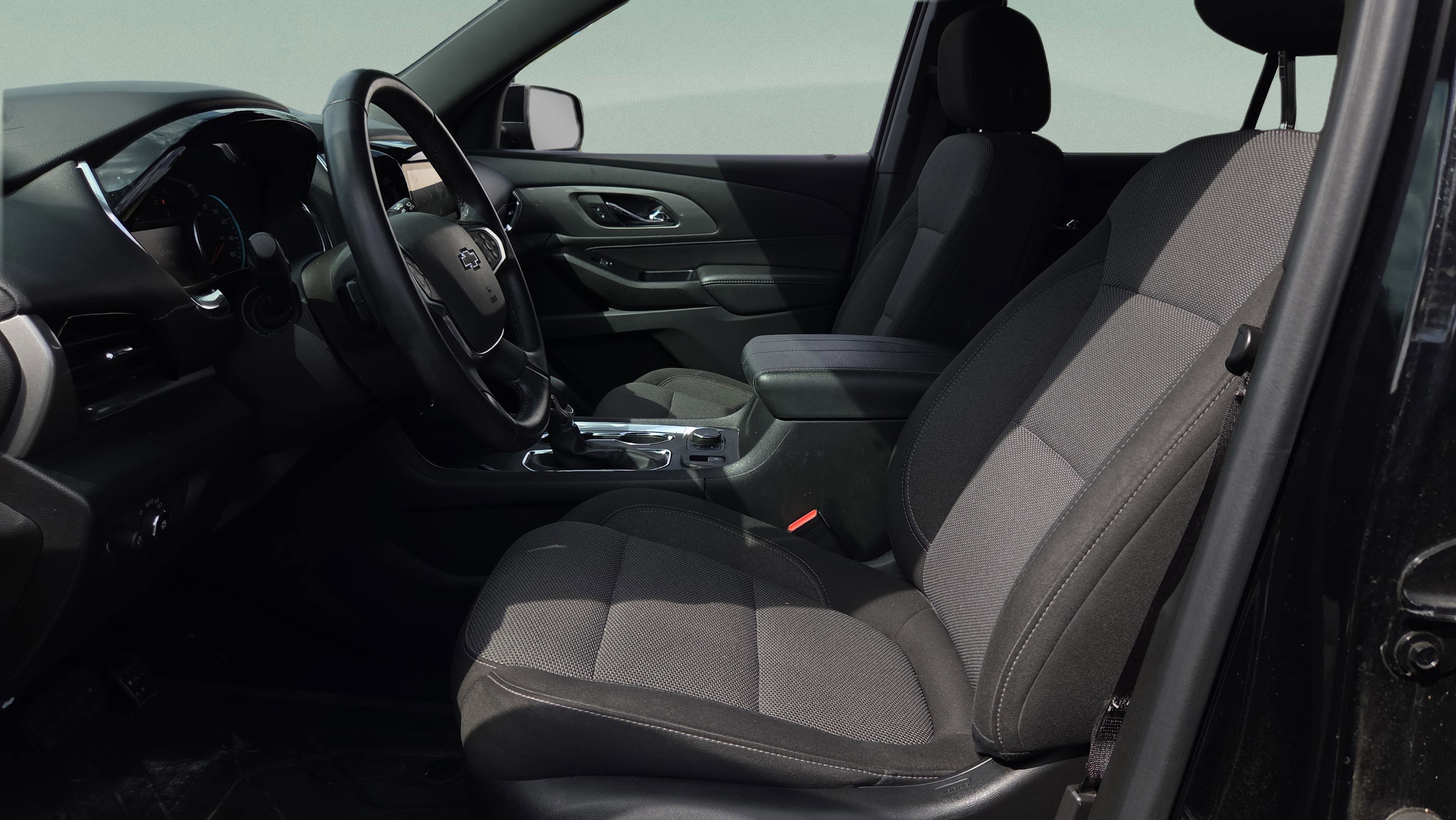 Certified 2023 Chevrolet Traverse LT FWD image 9