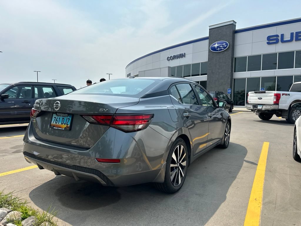 Used 2021 Nissan Sentra SV w/ SV Premium Package FWD image 8