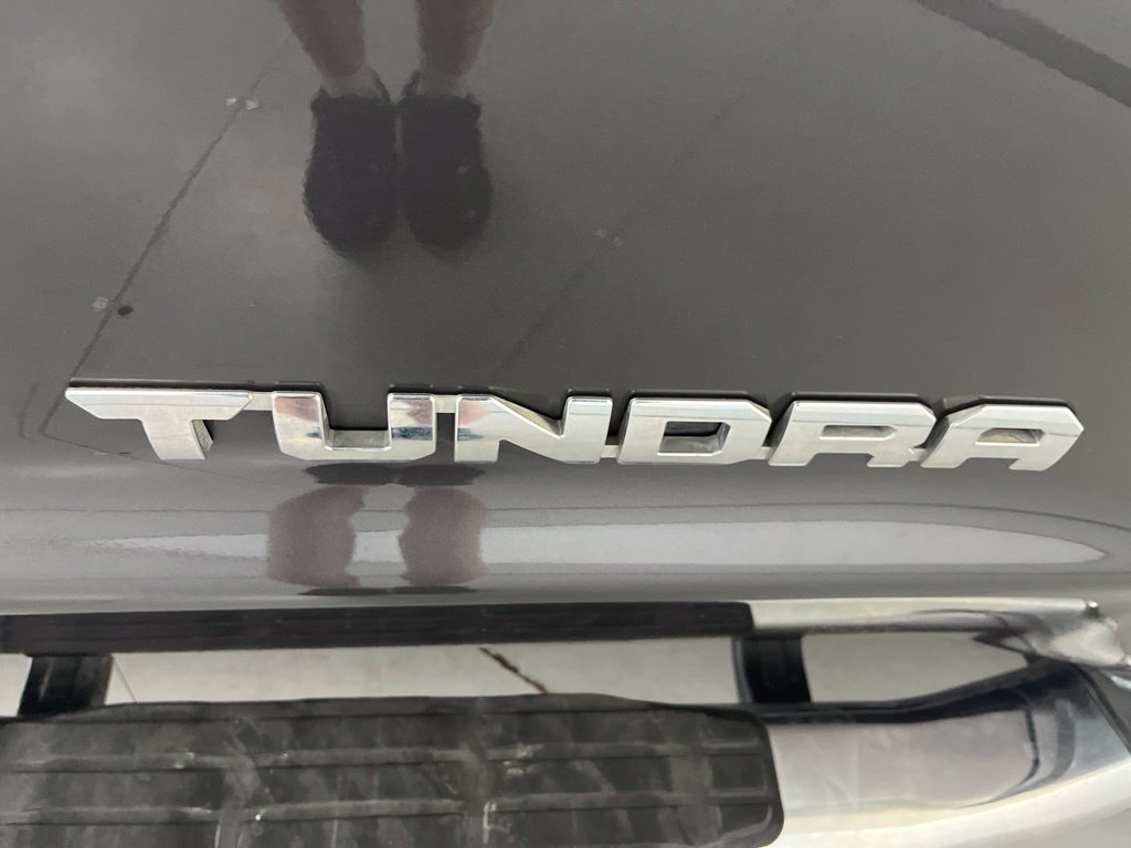 Used 2018 Toyota Tundra SR5 w/ SR5 Upgrade Package AWD/4WD image 55
