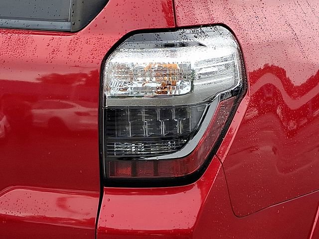 Used 2019 Toyota 4Runner SR5 image 12