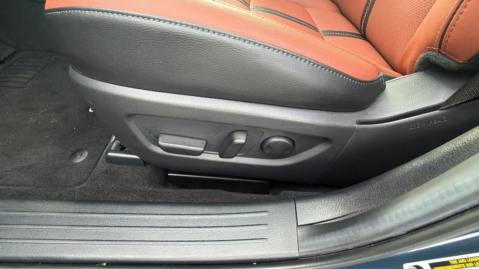 Certified 2025 MAZDA CX-50 2.5 Turbo w/ Premium Plus Pkg image 14