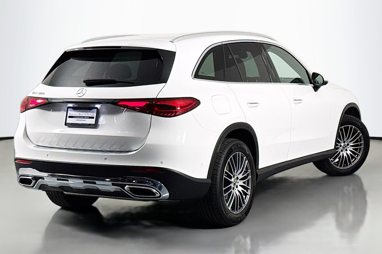 Certified 2026 Mercedes-Benz GLC 300 image 11