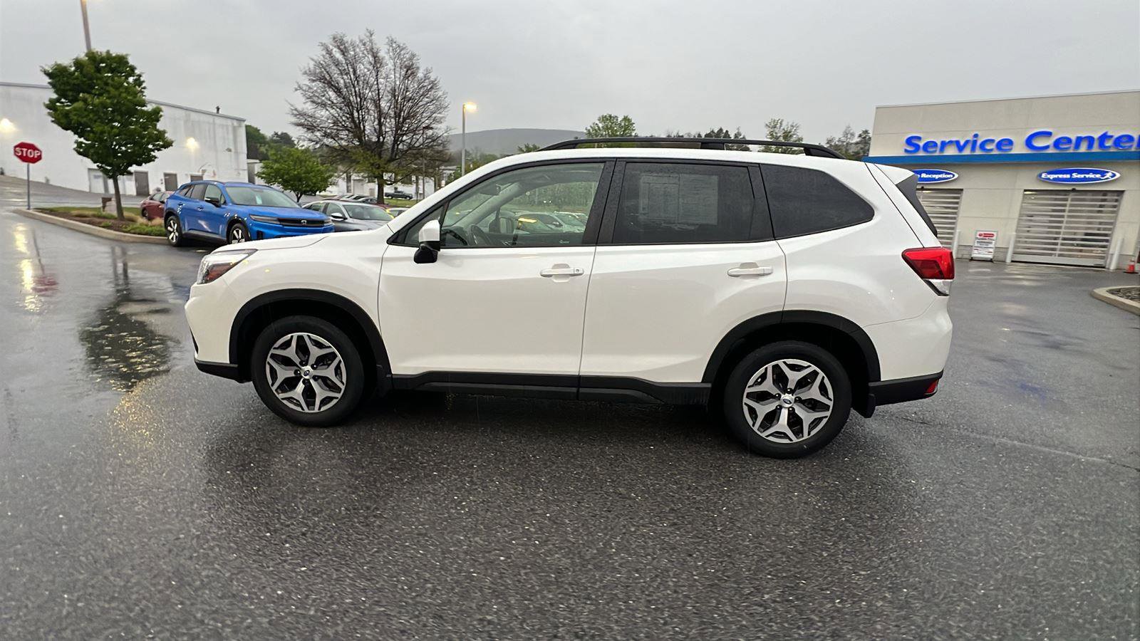 Used 2020 Subaru Forester Premium AWD/4WD image 7