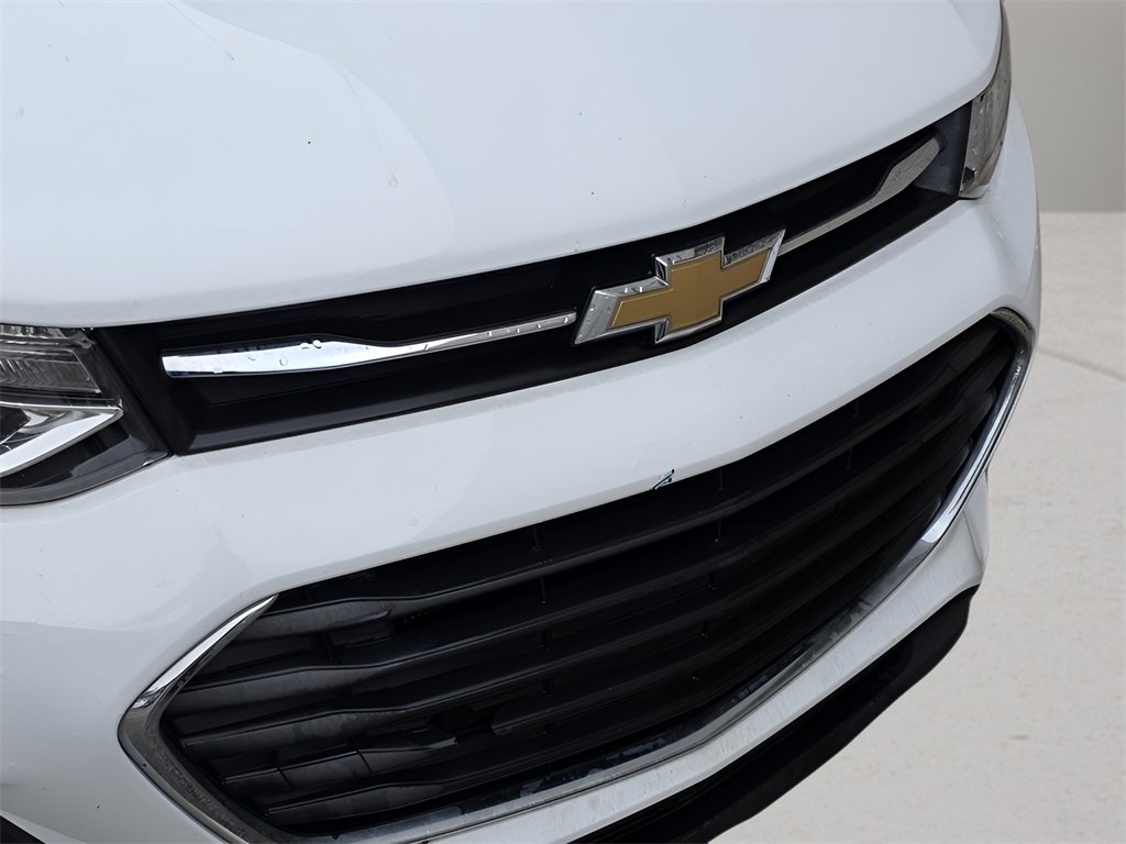 Used 2020 Chevrolet Trax LS image 9
