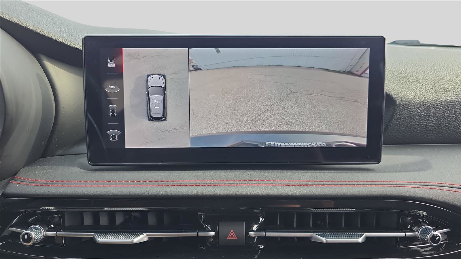 Used 2024 Dodge Hornet R/T w/ Tech Pack w/o Parking image 22