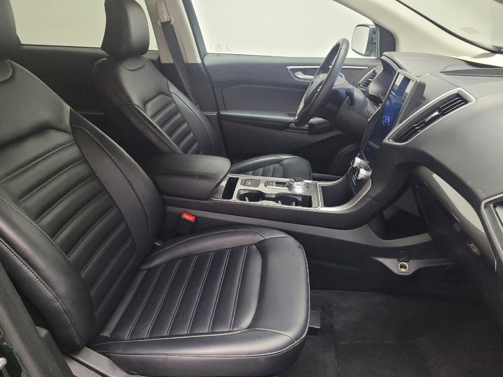 Used 2024 Ford Edge SEL image 21