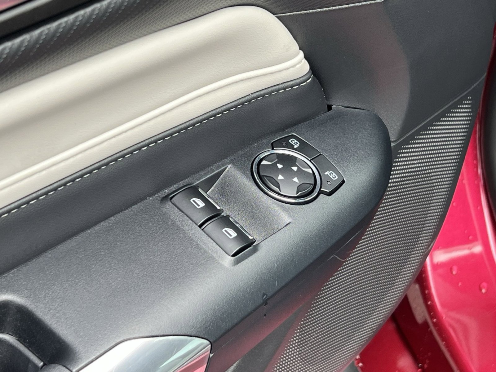 Used 2025 Ford Mustang GT Premium image 12