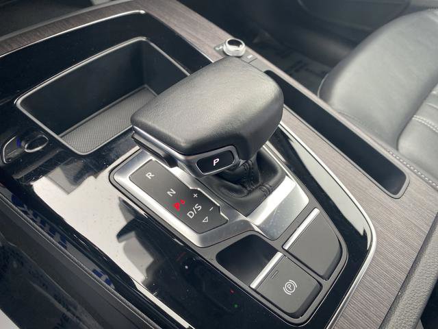 Used 2021 Audi Q5 e Premium w/ Convenience Package image 20