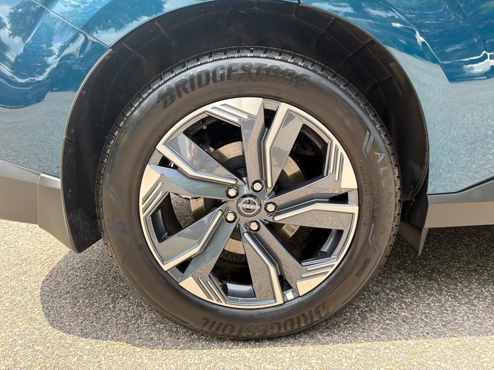 Certified 2025 Nissan Murano SL w/ Cargo Package AWD/4WD image 17