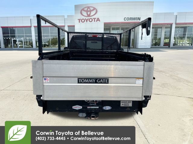 Used 2018 Ford F150 XL w/ Equipment Group 101A Mid RWD image 4