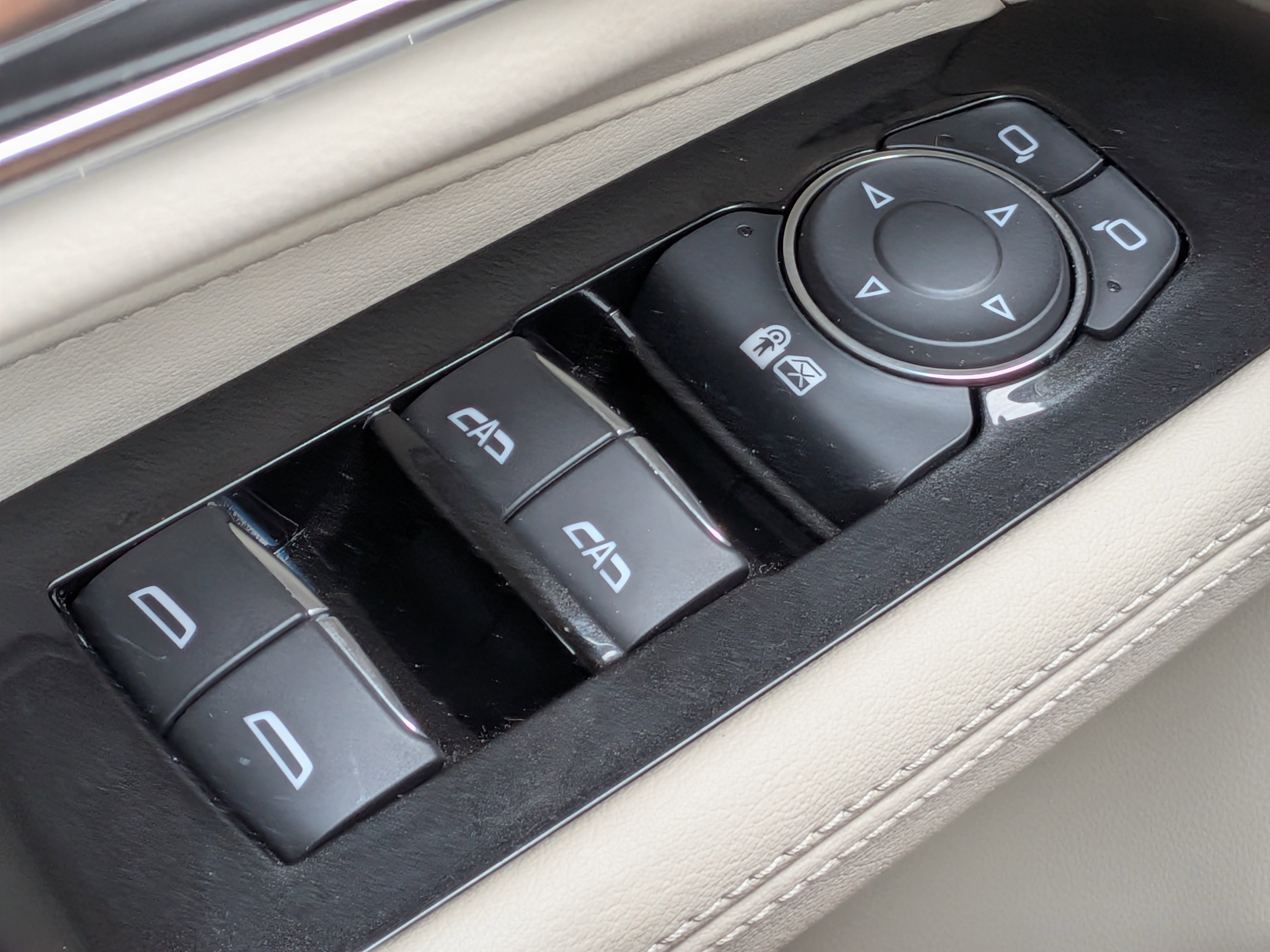 Certified 2025 Cadillac CT4 Premium Luxury RWD image 22