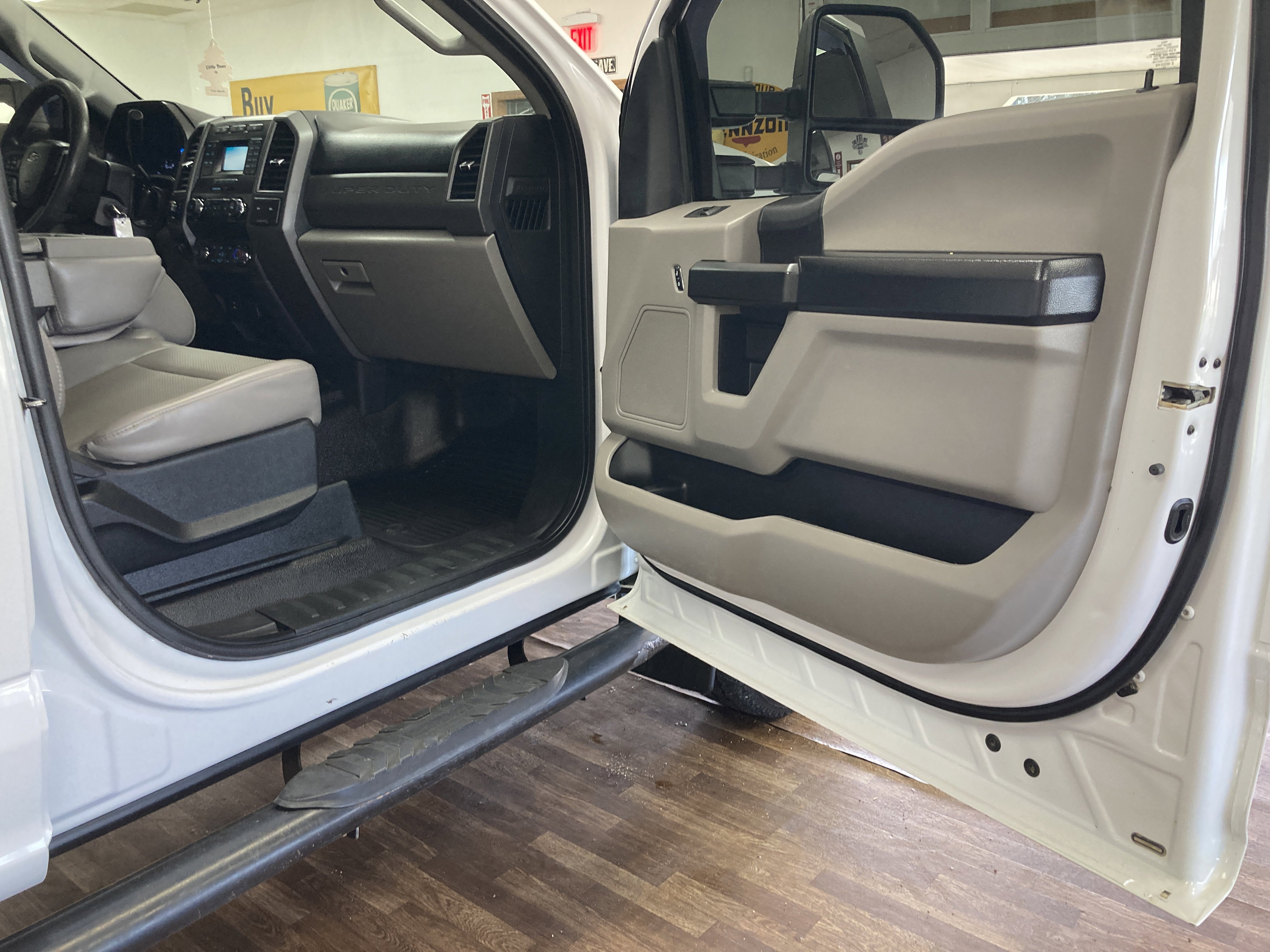 Used 2019 Ford F250 XL w/ Power Equipment Group image 18