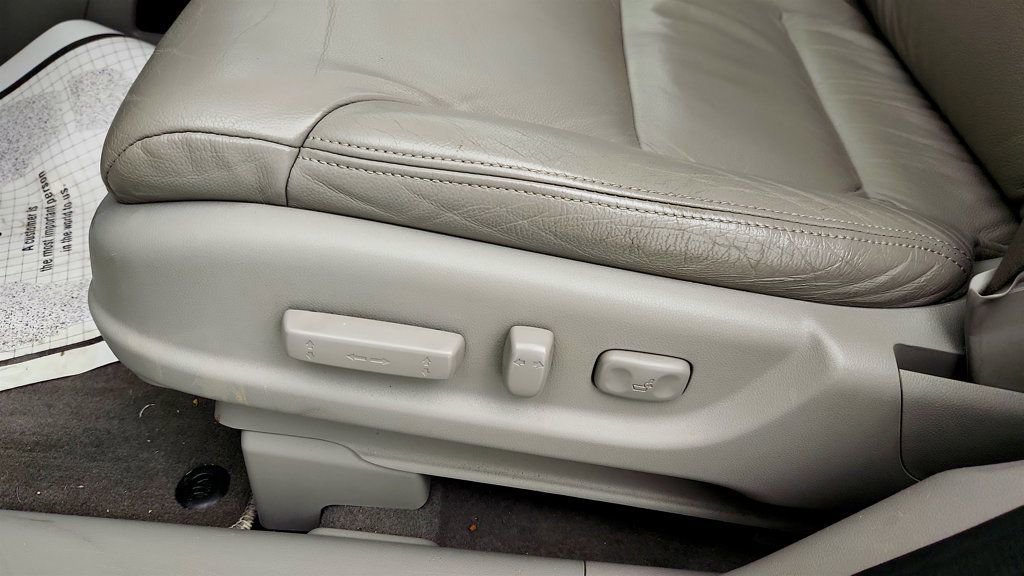 Used 2013 Honda CR-V EX-L image 12