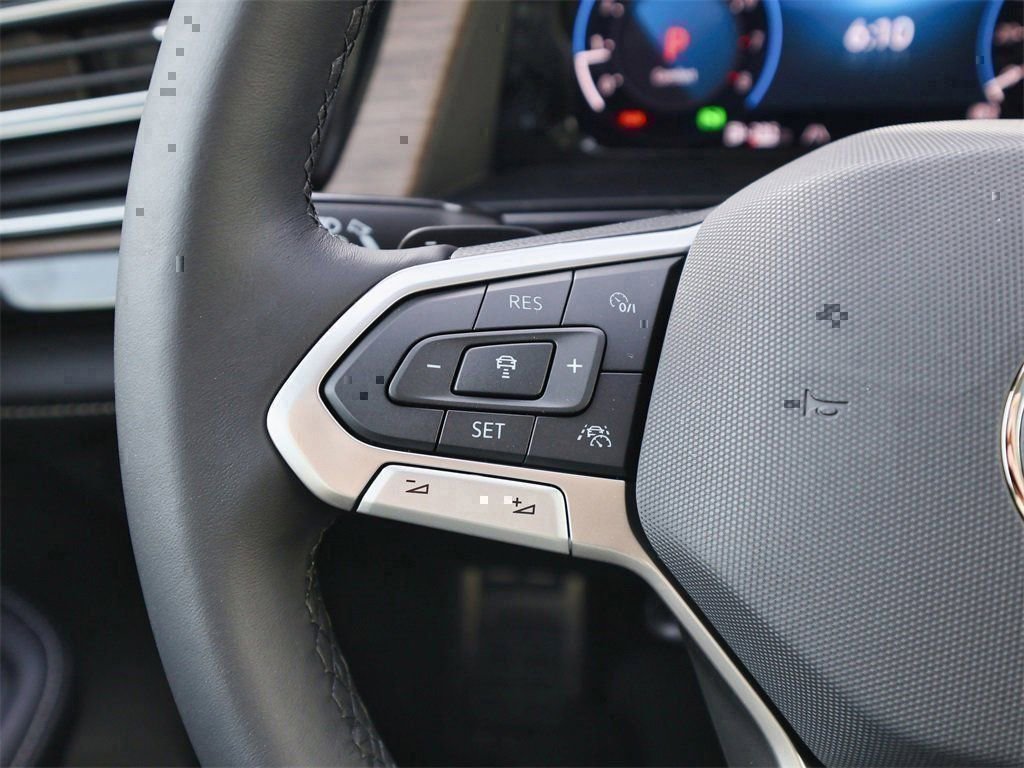 New 2026 Volkswagen Atlas SEL Premium R-Line image 28