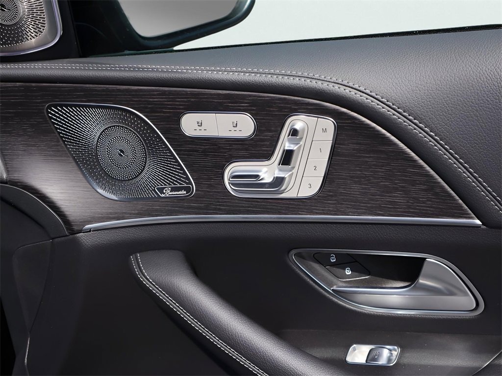 New 2026 Mercedes-Benz GLS 580 4MATIC image 8