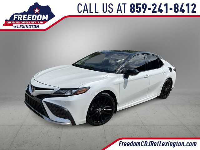 Used 2022 Toyota Camry XSE w/ Navigation Package AWD/4WD image 1