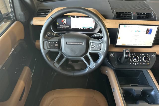 Certified 2025 Land Rover Defender 110 S AWD/4WD image 13