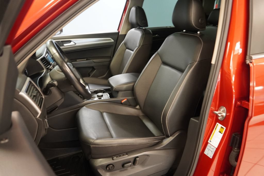 Used 2021 Volkswagen Atlas SEL AWD/4WD image 3