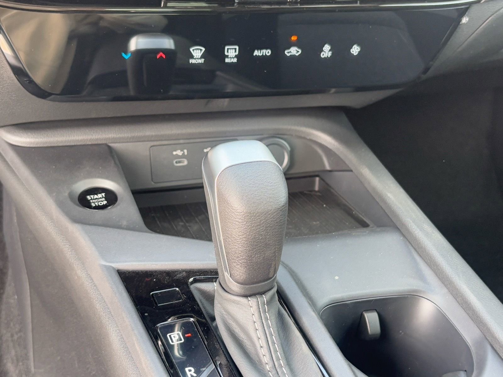 New 2026 Nissan Sentra SV FWD image 27