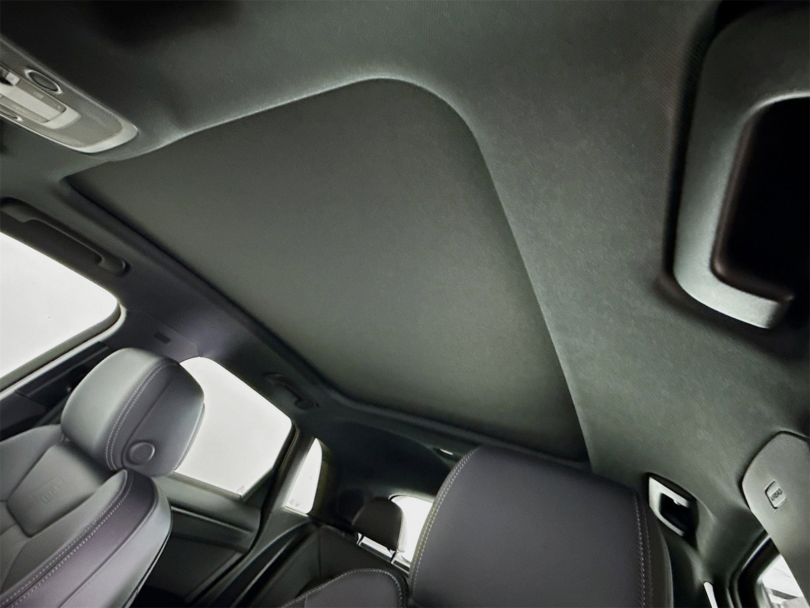 New 2025 Audi Q3 2.0T Premium image 21