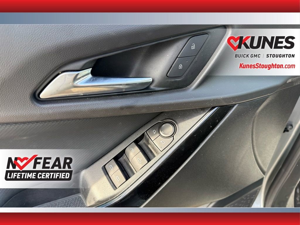 Used 2025 Chevrolet Equinox LT image 31