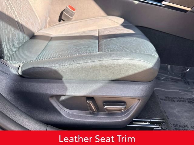 Used 2025 Toyota Camry XSE FWD image 19