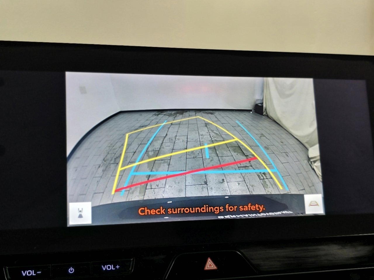 Certified 2024 Toyota Venza LE image 5