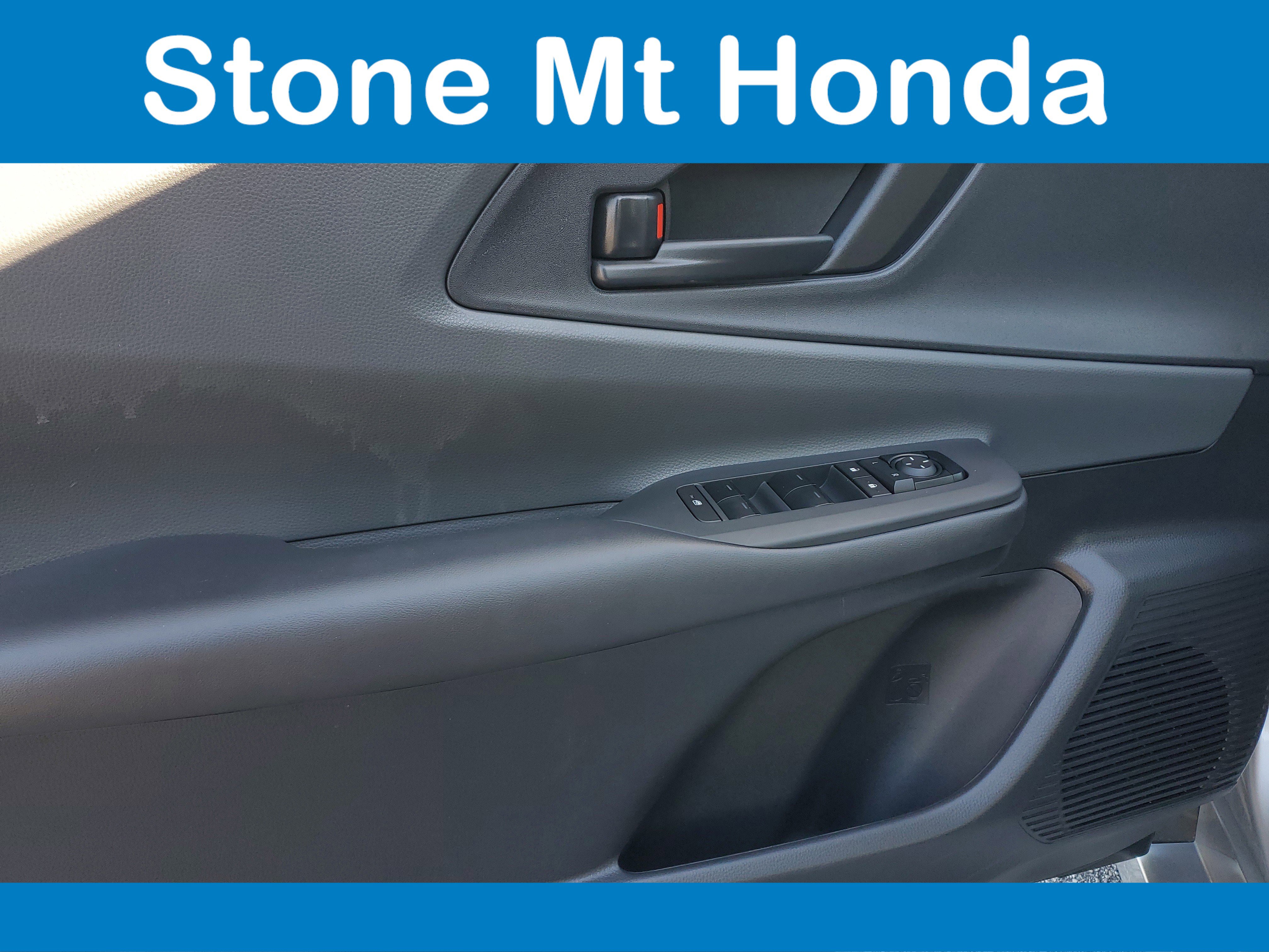 Used 2024 Toyota Prius LE image 18