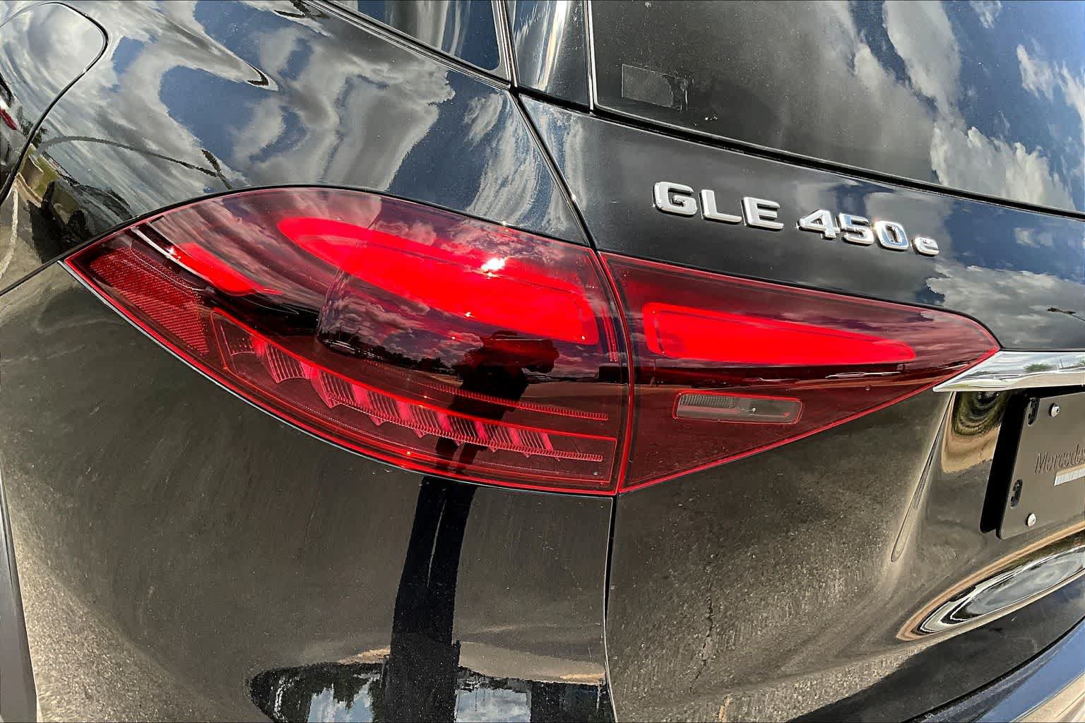 New 2025 Mercedes-Benz GLE 450e 4MATIC image 6