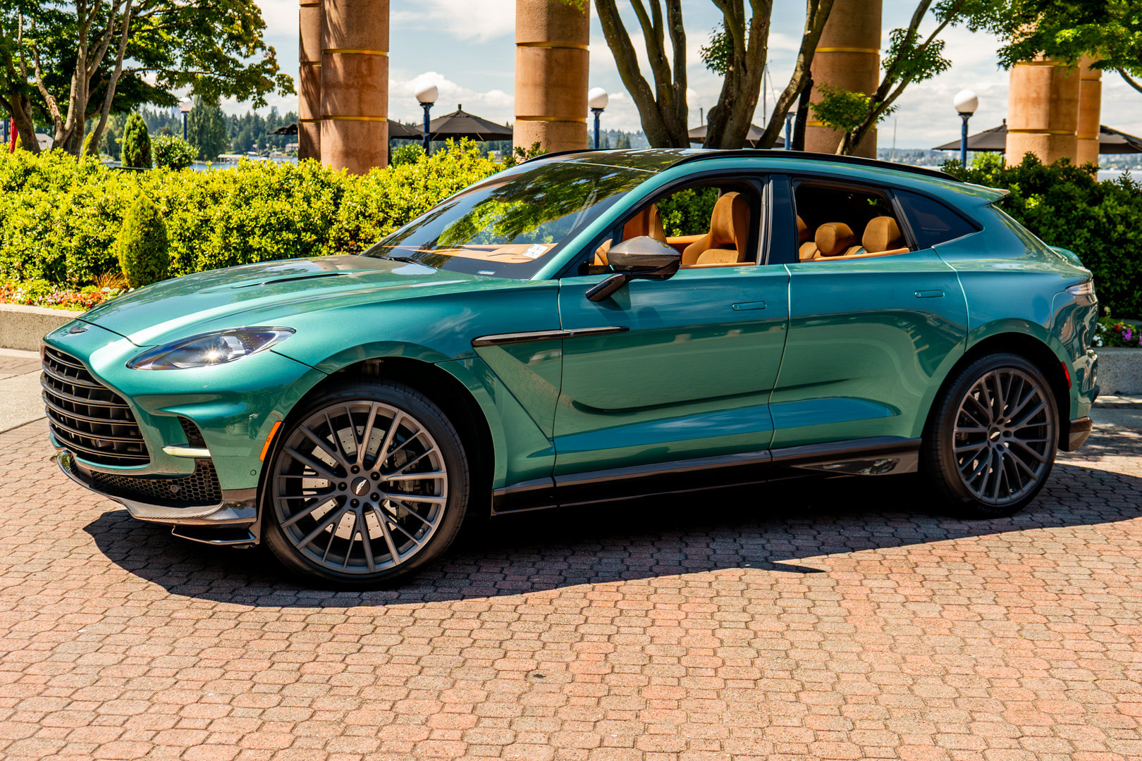 Used 2023 Aston Martin DBX 707 AWD/4WD image 34