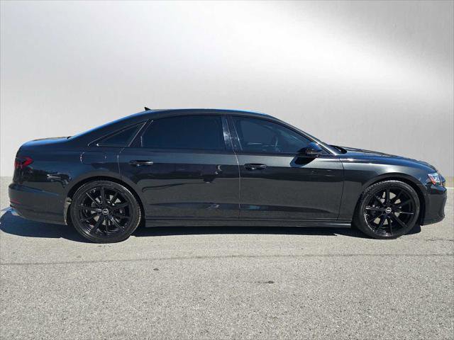 Used 2022 Audi S8 image 2
