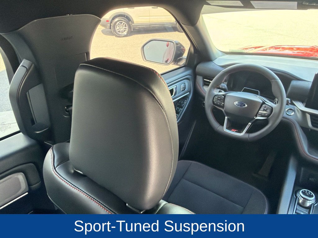 Used 2026 Ford Explorer ST AWD/4WD image 18