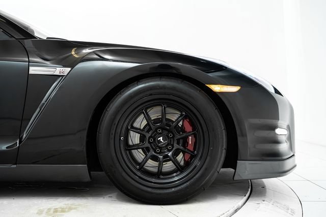 Used 2012 Nissan GT-R Black Edition AWD/4WD image 15