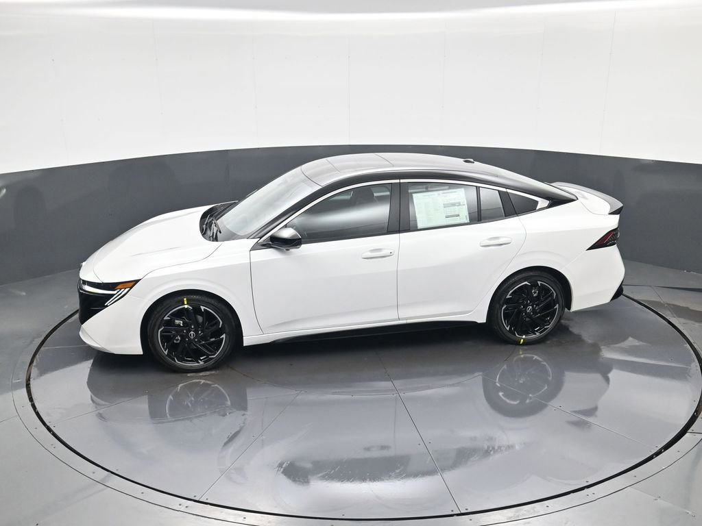 New 2026 Nissan Sentra SR w/ SR Premium Package image 27