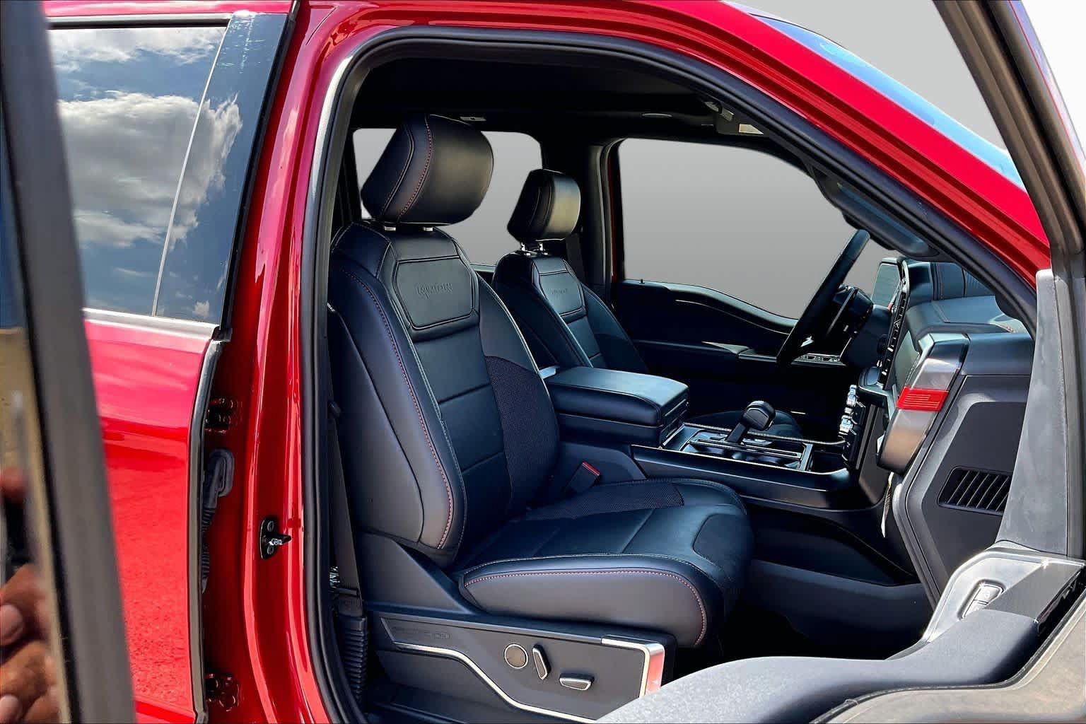 Used 2024 Ford F150 Raptor AWD/4WD image 9