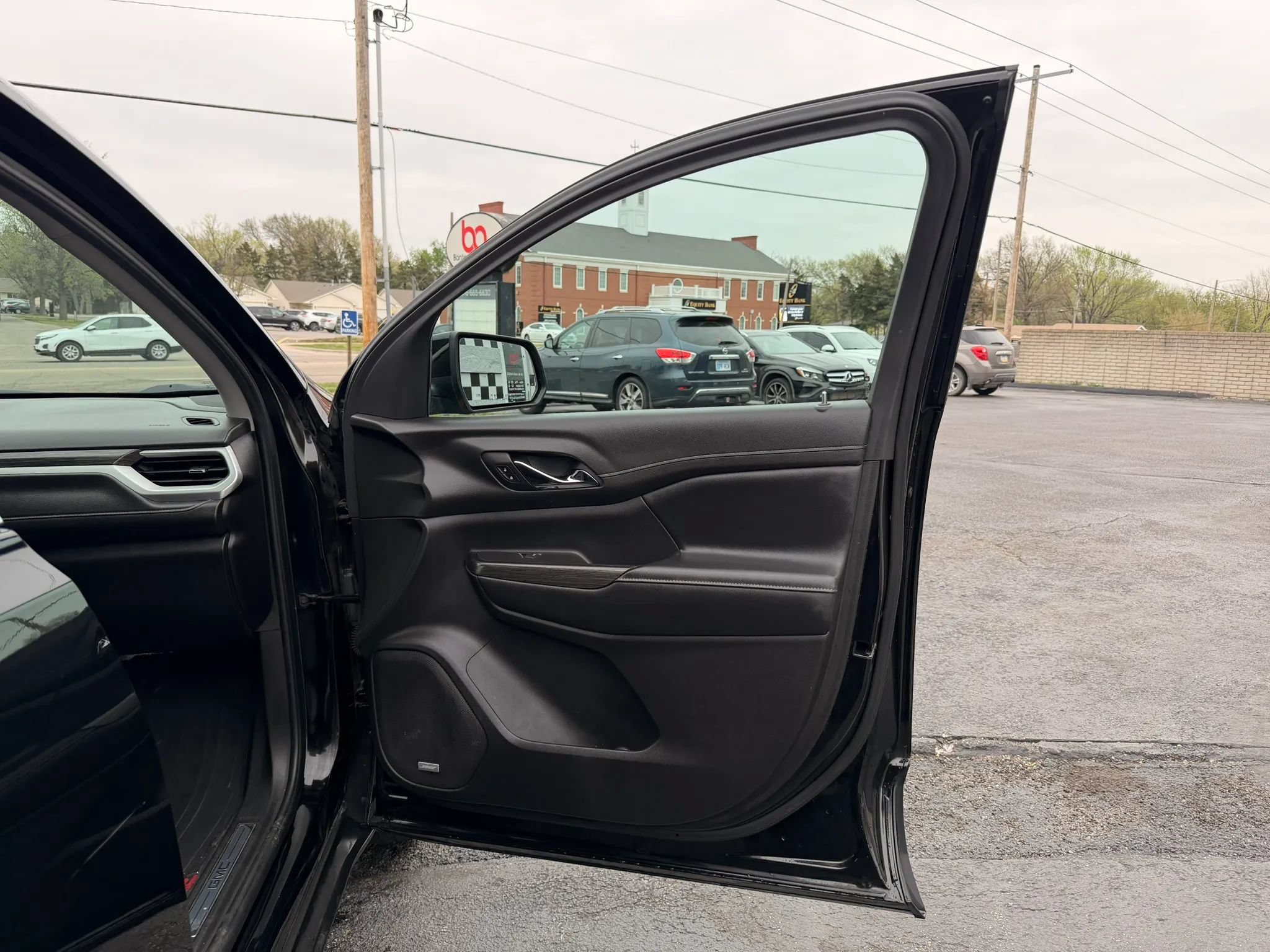 Used 2019 GMC Acadia SLT FWD image 37