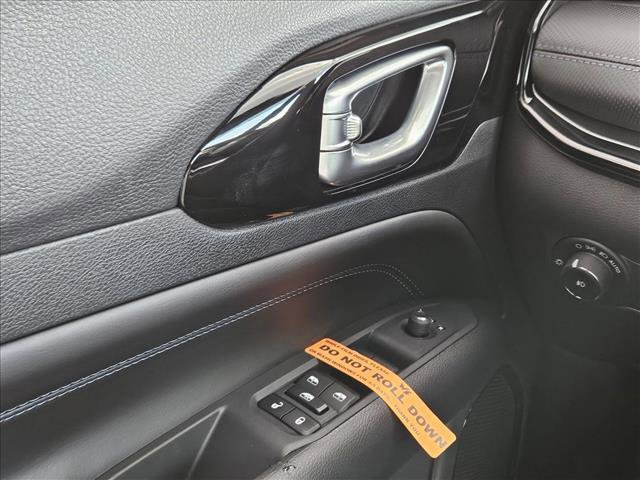 New 2026 Jeep Compass Latitude AWD/4WD image 13