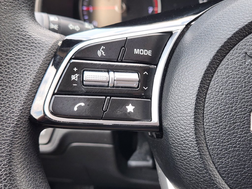 Certified 2024 Kia Forte LXS FWD image 30